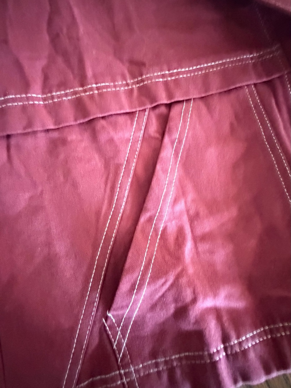 NWT Cropped Barn Jacket With Gingham Plaid Trim. Burgundy/Maroon. Size Small - Picture 8 of 12
